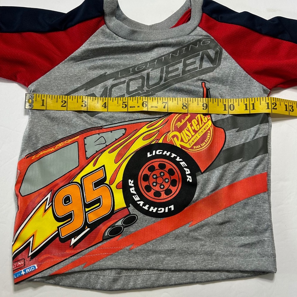 Kids Disney Pixar‎ Cars Lightning McQueen Raglan T-Shirt Size 2T Graphic Tee - Picture 3 of 7